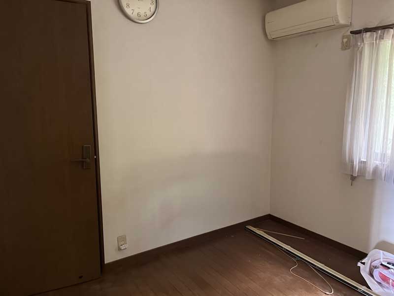 松岡建設リフォーム施工前：洋室2
