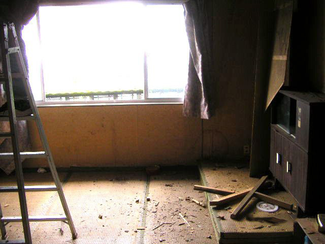 松岡建設瓦美容室施工中写真